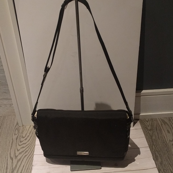 🍀Black nylon messager bag by Michael Kors 🍀🍀 - Picture 2 of 14